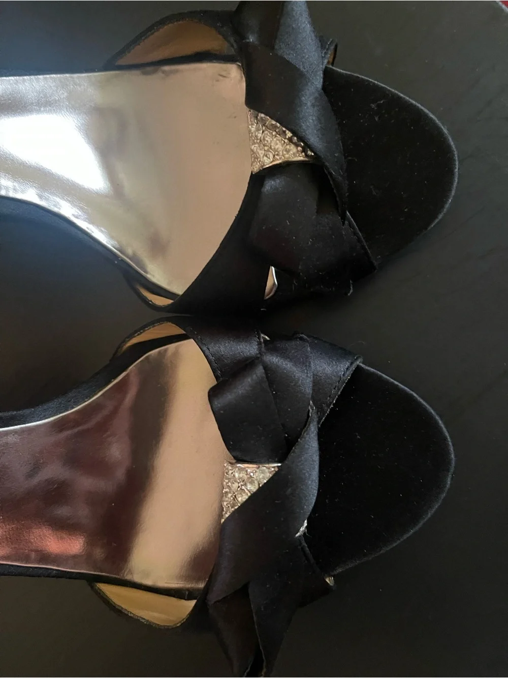 Badgley Mischka Black Satin Bow Slingback Leather Sole Heels w~diamond Crystals